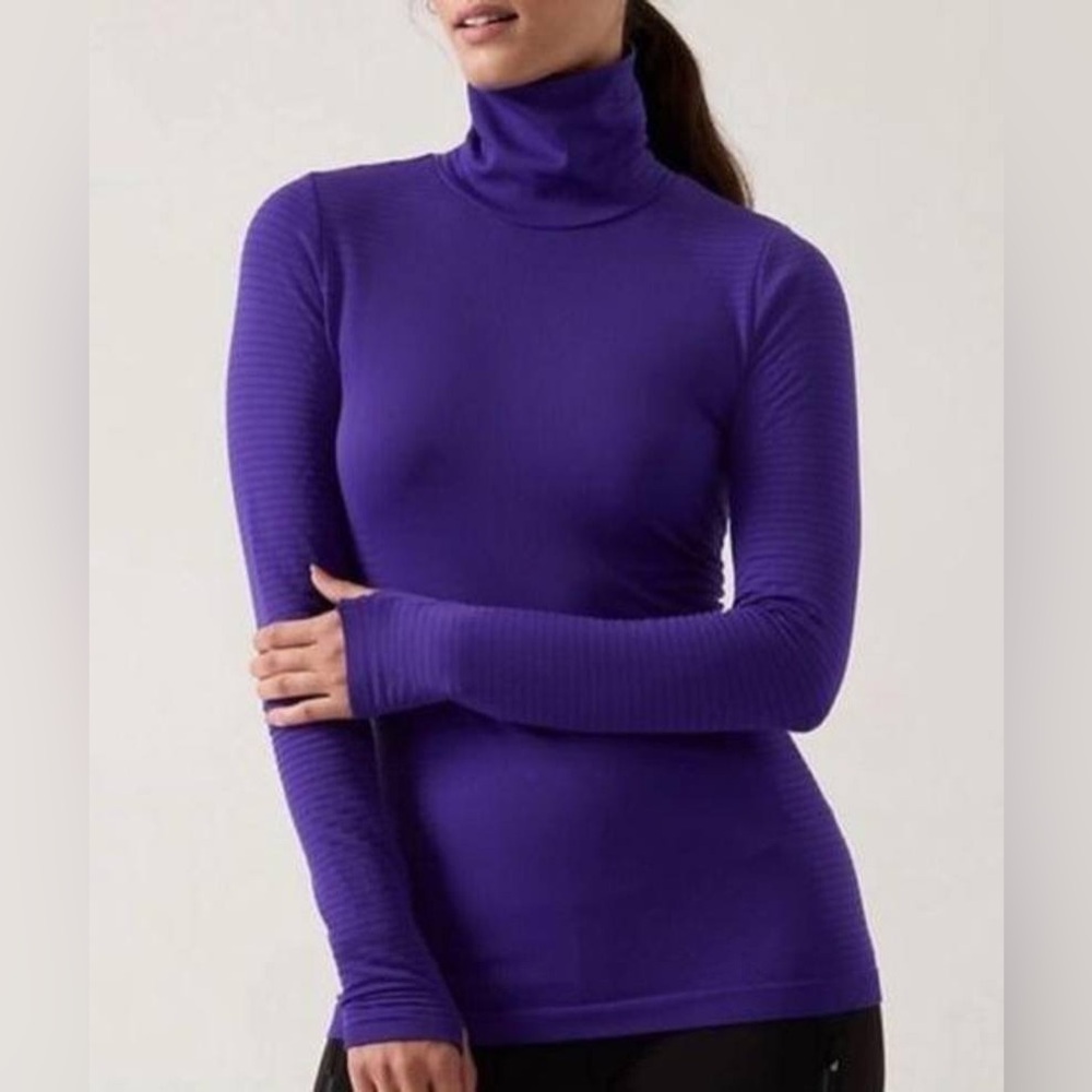 Athleta NWT Flurry Blizzard Seamless Ribbed Turtleneck "Noble Blue"